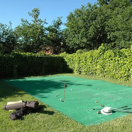 Villa Sleeps 4 Pool Wifi