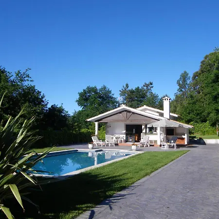 Villa Sleeps 4 Pool Wifi